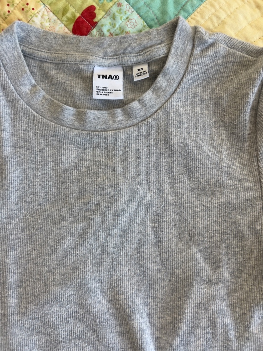 TNA Homestretch Rib Tune T-Shirt - Picture 3 of 5